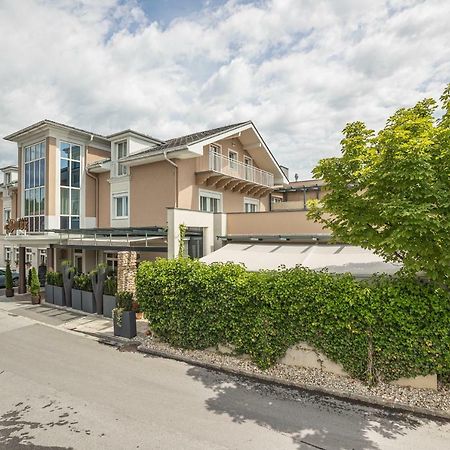 Hotel-Restaurant Allmer Weiz Exteriör bild