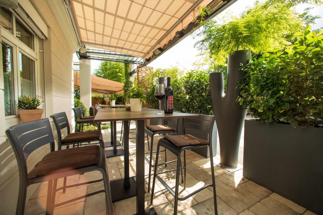 Hotel-Restaurant Allmer Weiz Exteriör bild